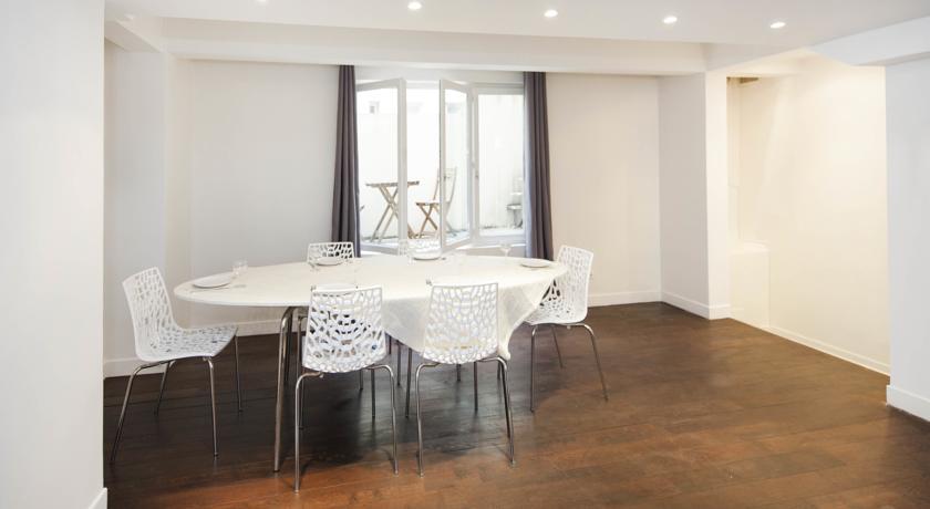 Beautiful Javel Apartment